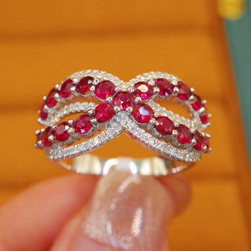 14k Gold 1.59 Ctw Natural Ruby & Diamond Ring - 4