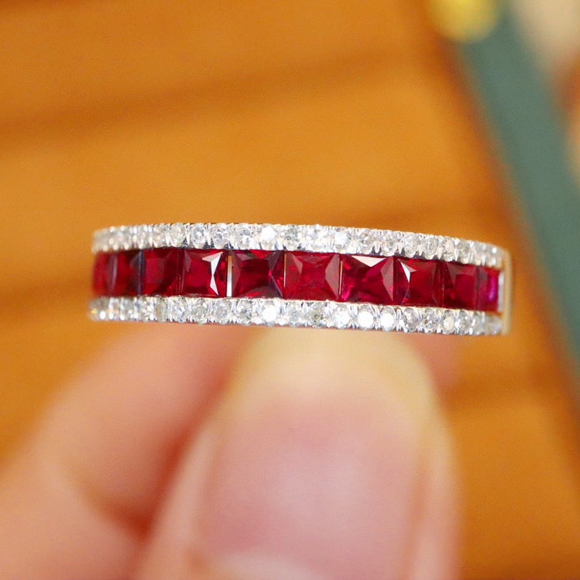 14k Gold 1.07 Ctw Natural Ruby & Diamond Ring: Ref:230993211 // gold content:14k gold // ring size:7. 25us // // main gemstone:ruby // shape:princess // carat weight:0. 92ct // color:red // treatment:natural // // adjacent gemstone 2 : diamond // 