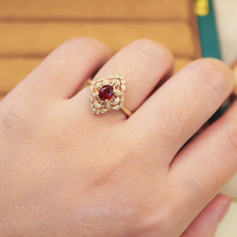 14k Gold 0.71 Ctw Natural Ruby & Diamond Ring - 5
