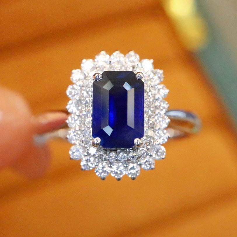 14k Gold 1.87 Ctw Natural Sapphire & Diamond Ring: Ref:230993215 // gold content:14k gold // ring size:7. 25us // // main gemstone:sapphire // shape:octagonal // carat weight:1. 53ct // color:royal blue // treatment:natural // // adjacent gemstone 2 :