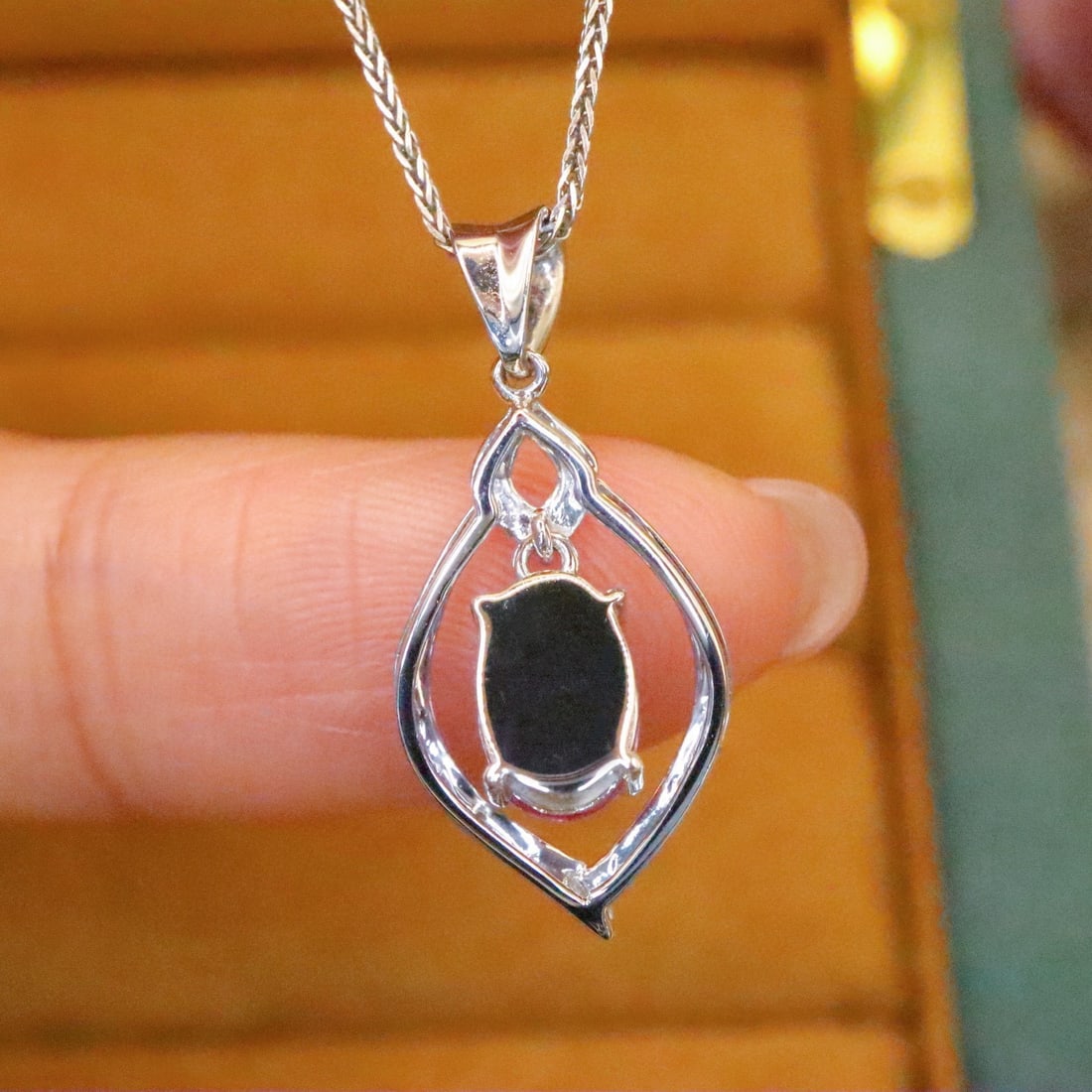 14k Gold 0.80 Ctw Natural Padparadscha Sapphire & Diamond Pendant( Without Chain ) - 4