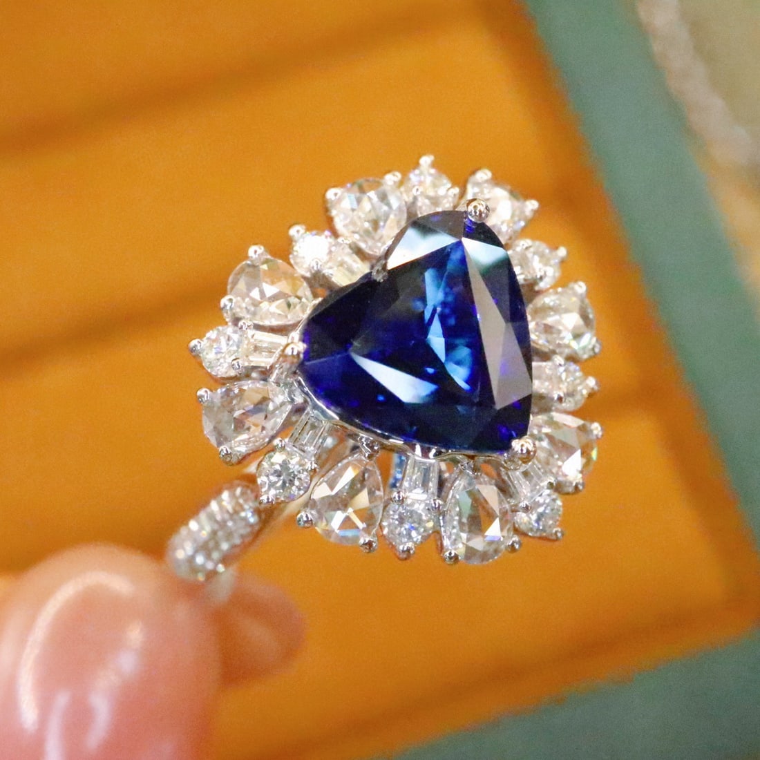 14k Gold 3.19 Ctw Natural Sapphire & Diamond Ring - 2