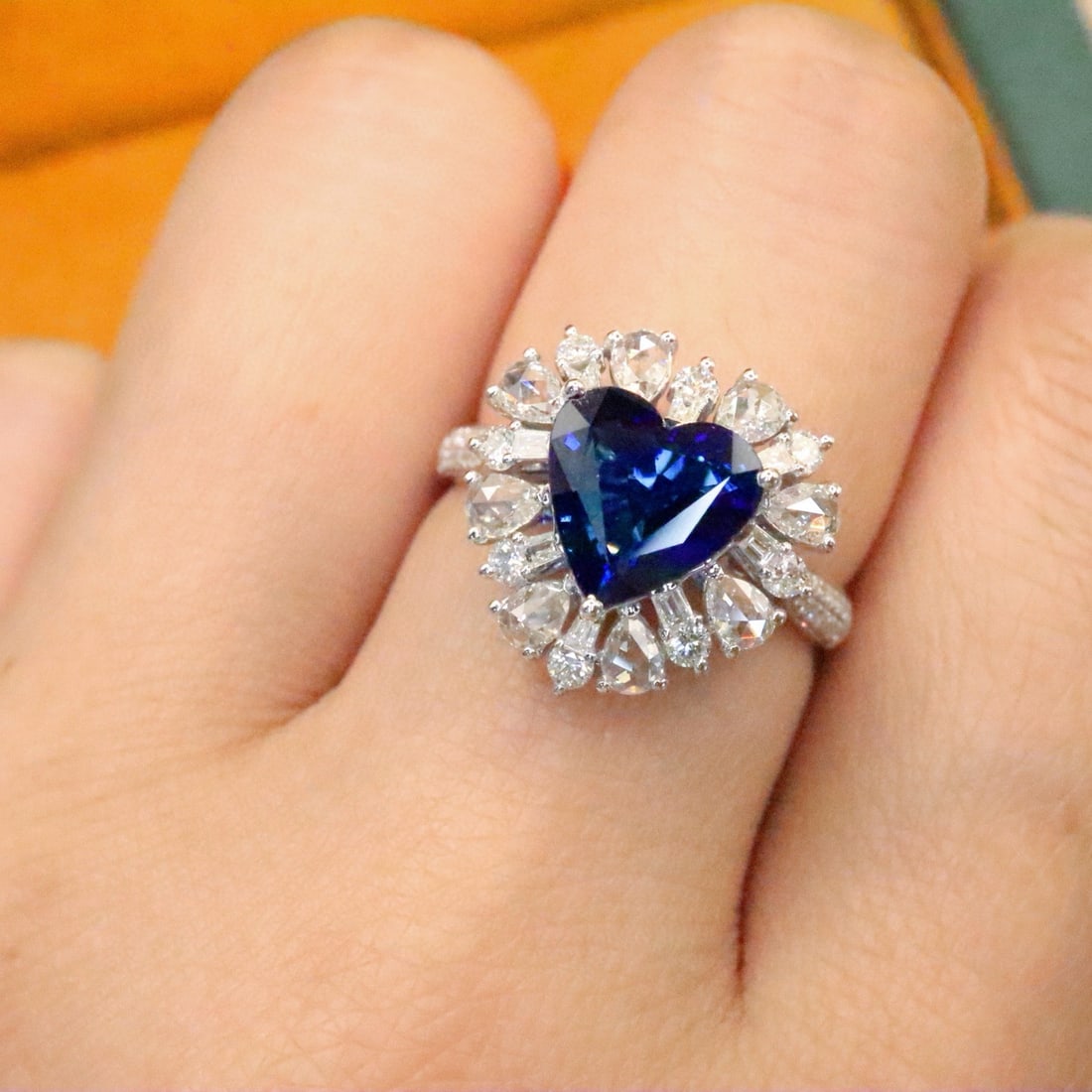 14k Gold 3.19 Ctw Natural Sapphire & Diamond Ring - 5