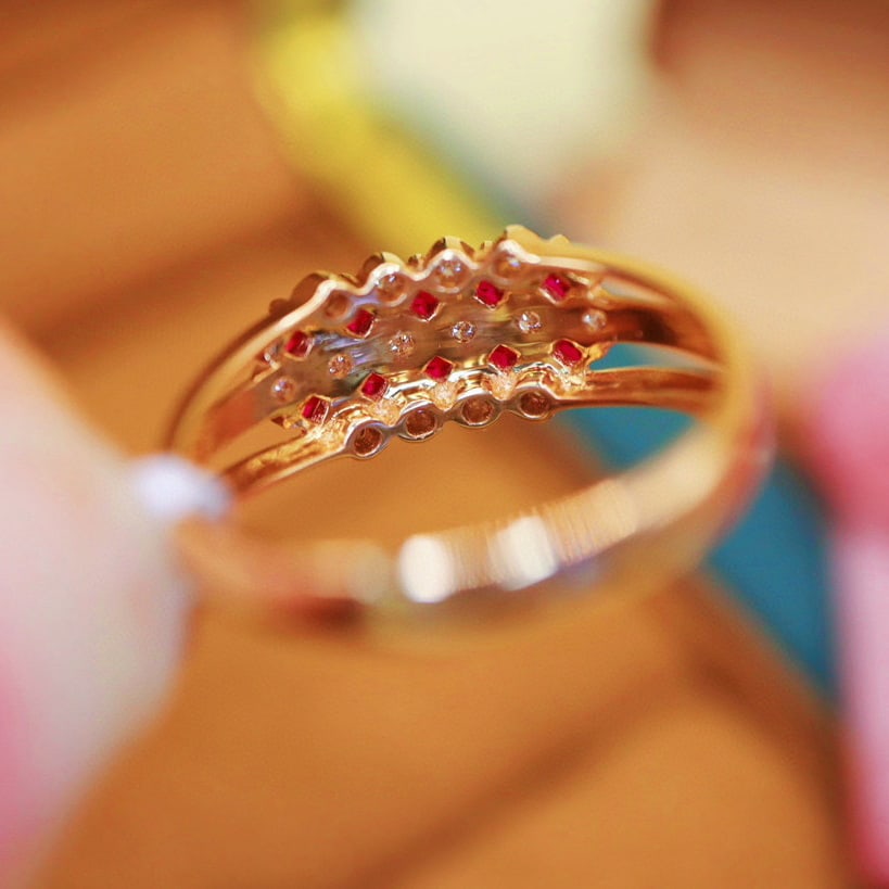 14k Gold 0.44 Ctw Natural Ruby & Diamond Ring - 5