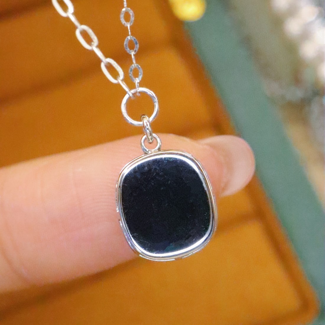 14k Gold 1.56 Ctw Natural Sapphire & Diamond Necklace - 4