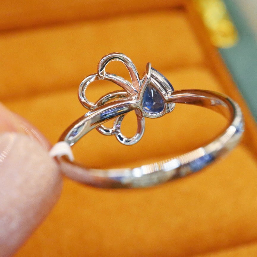 14k Gold 0.85 Ctw Natural Sapphire & Diamond Ring - 4
