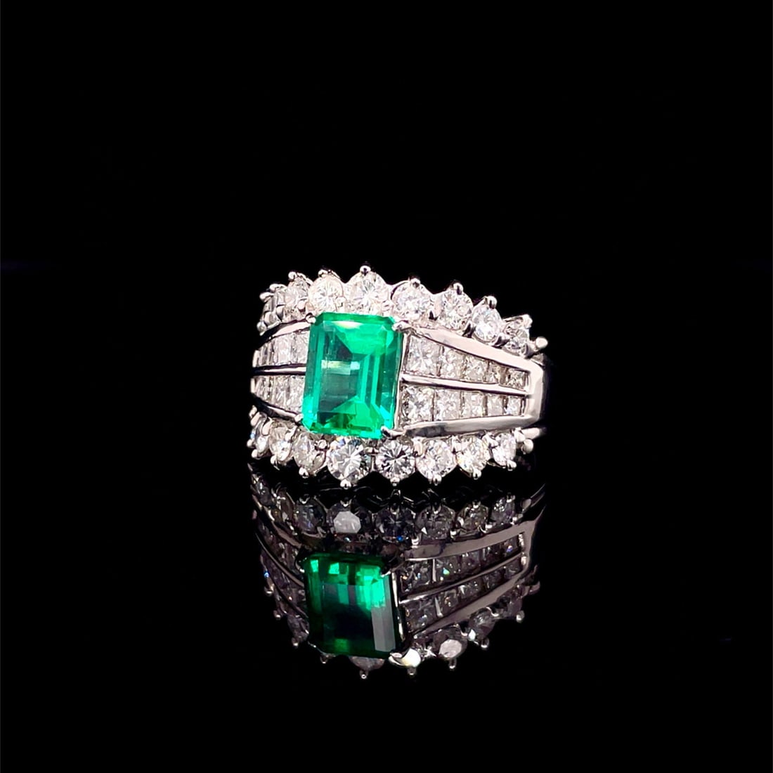 14k Gold 3.15 Ctw Vivid Green Natural Emerald & Diamond Ring - 3