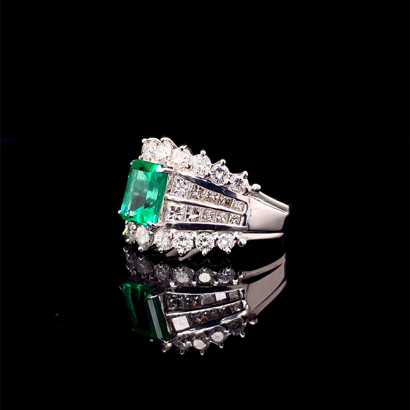 14k Gold 3.15 Ctw Vivid Green Natural Emerald & Diamond Ring - 4