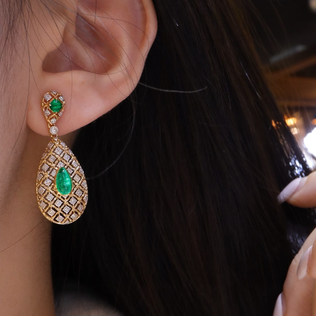 14k Gold 2.00 Ctw Natural Emerald & Diamond Earrings - 2