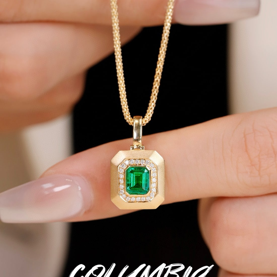 14k Gold 0.5 Ct Vivid Green Natural Emerald & Diamond Pendant( Without Chain ): Ref:230994049 // gold content:14k gold // main gemstone:emerald // shape:octagonal // carat weight:0. 5ct // color:vivid green // treatment:natural // // adjacent gemstone 2 : diamond // shape:round /
