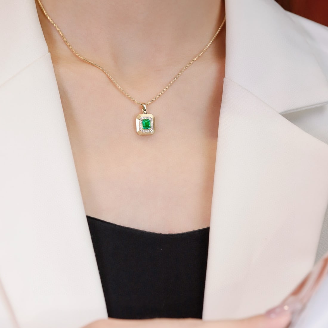 14k Gold 0.5 Ct Vivid Green Natural Emerald & Diamond Pendant( Without Chain ) - 2