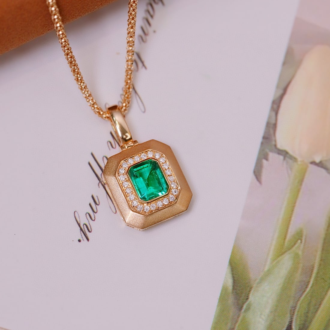 14k Gold 0.5 Ct Vivid Green Natural Emerald & Diamond Pendant( Without Chain ) - 6