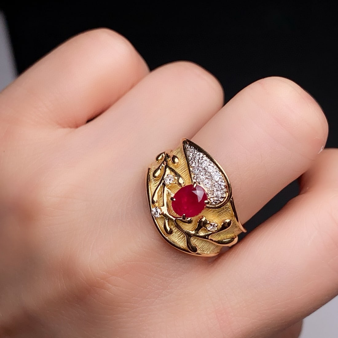14k Gold 1.47 Ctw Natural Ruby & Diamond Ring - 2