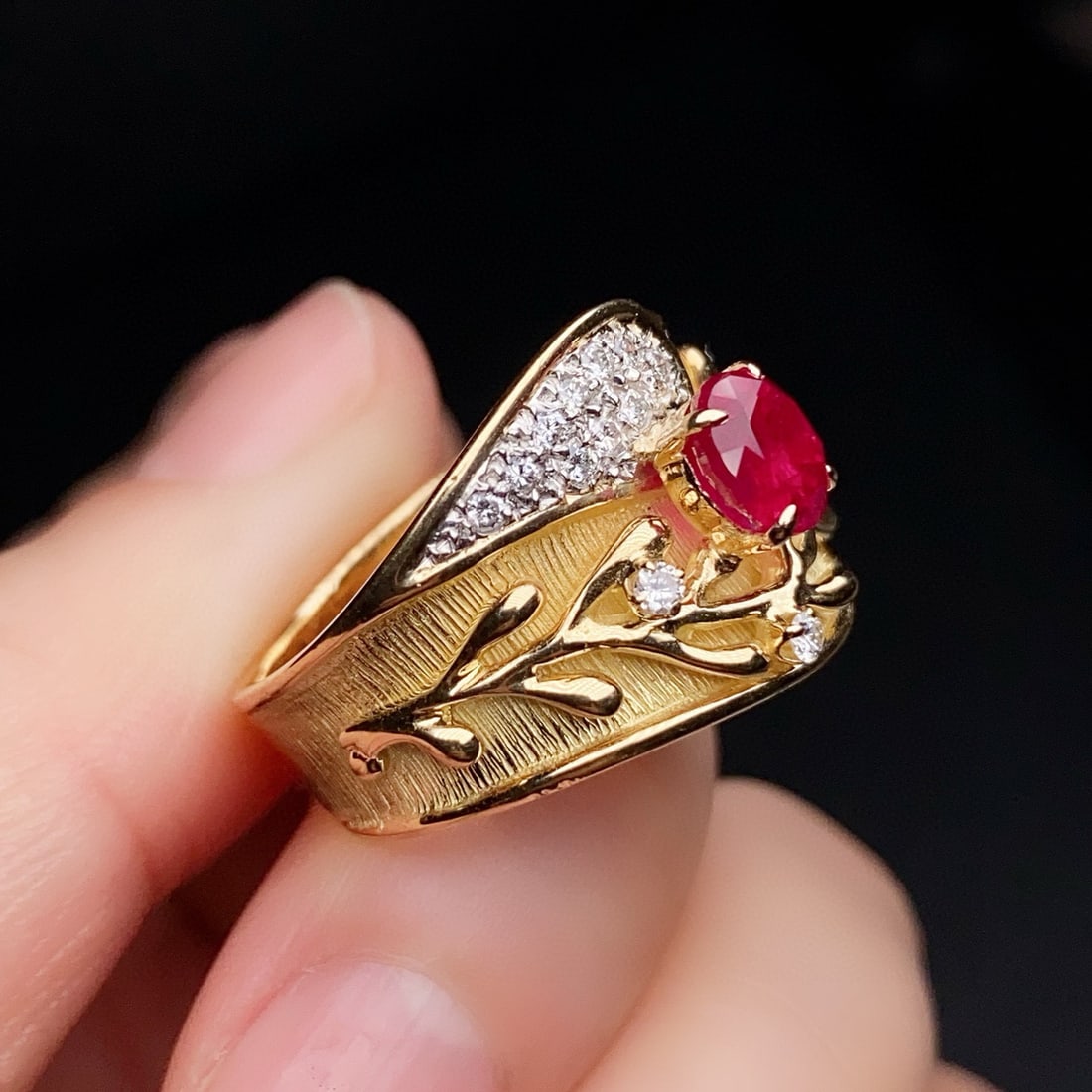 14k Gold 1.47 Ctw Natural Ruby & Diamond Ring - 4