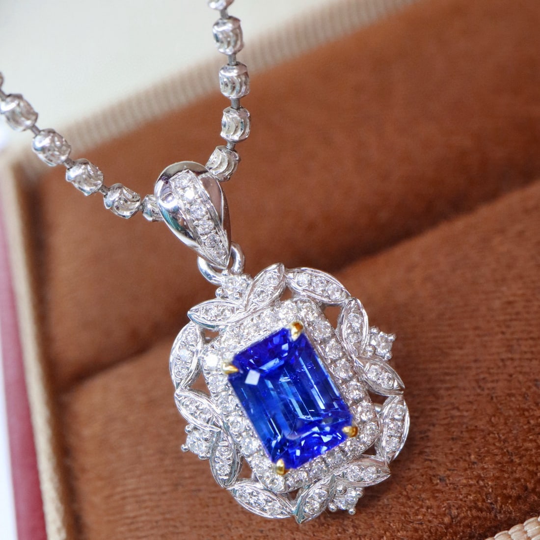 14k Gold 1.67 Ctw Natural Sapphire & Diamond Pendant( Without Chain ) - 2