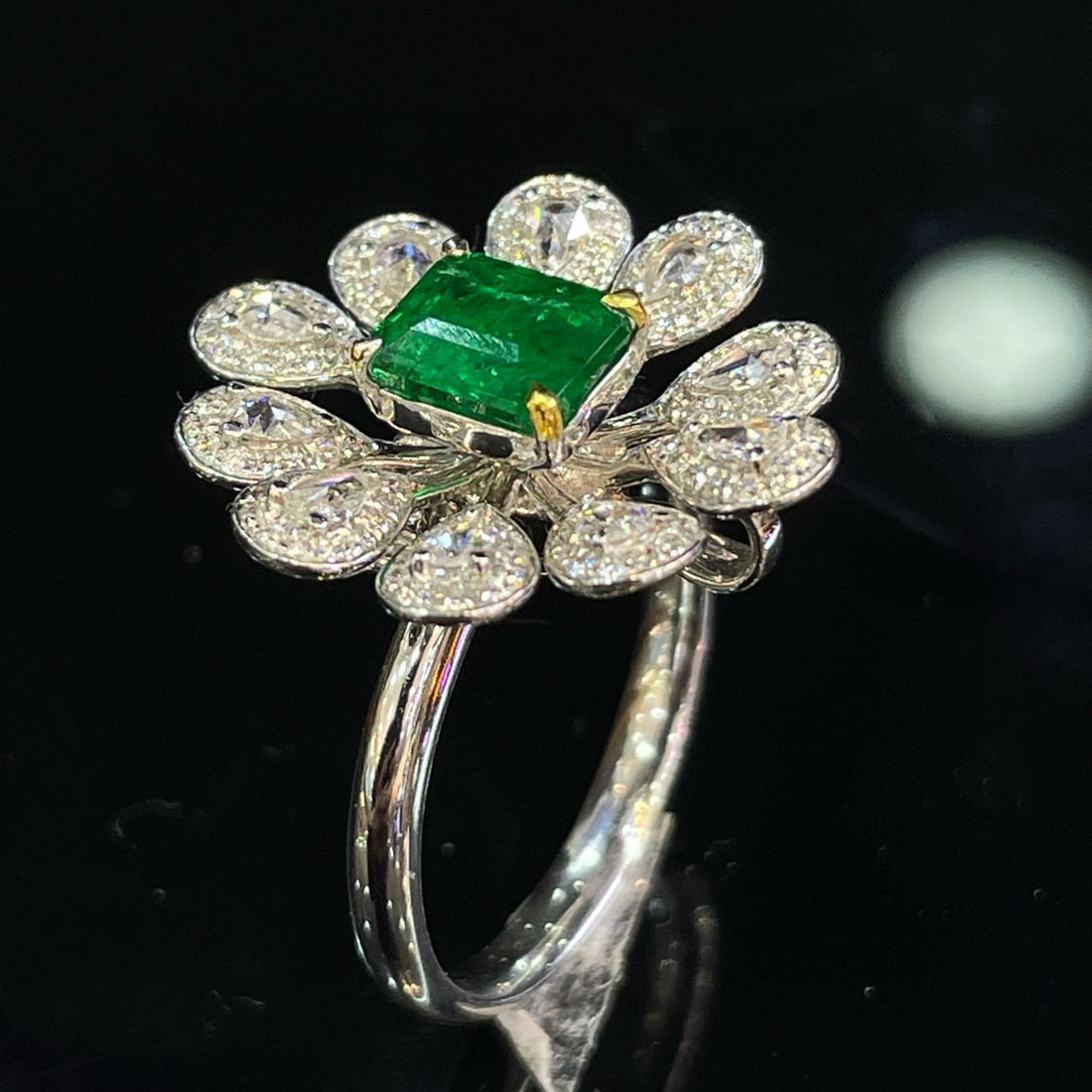 14k Gold 2.50 Ctw Vivid Green Natural Emerald & Diamond Ring/pendant( Without Chain ) - 2