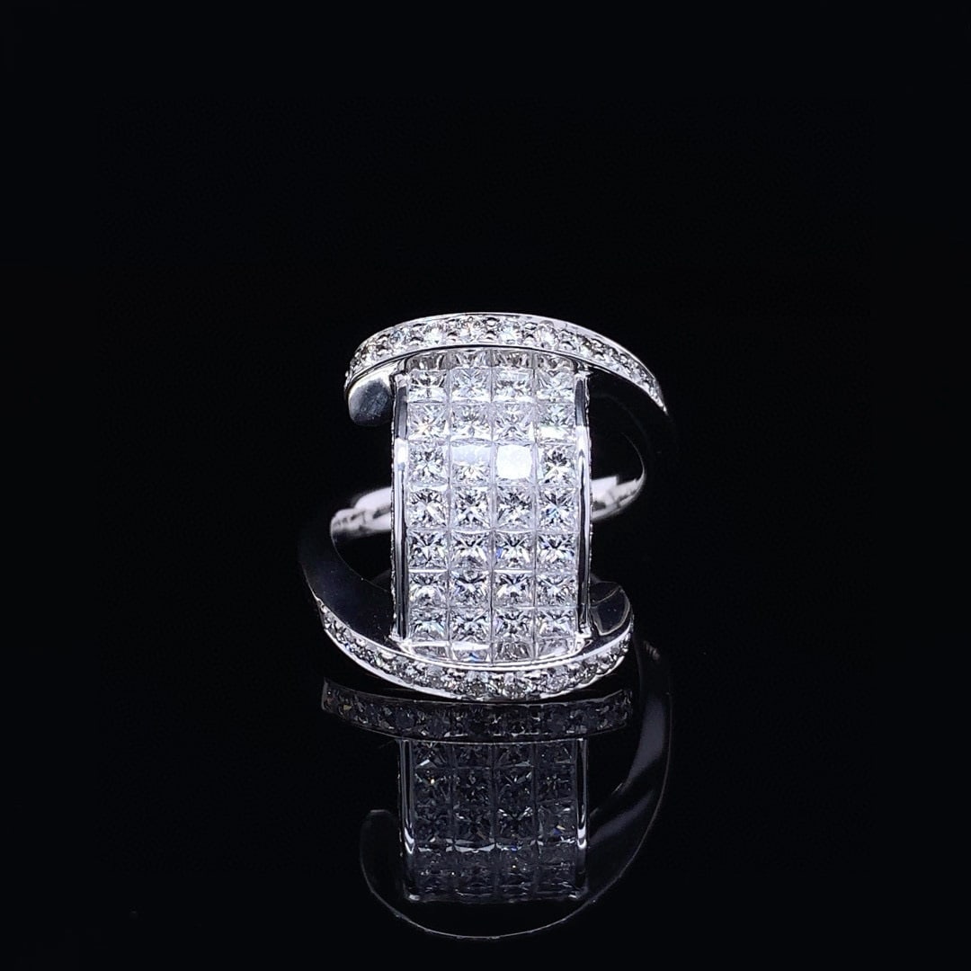 14k Gold 2.03 Ct Natural H Diamond Ring: Ref:230994068 // gold content:14k gold // ring size:7. 25us // // main gemstone:diamond // shape:multiply // carat weight:2. 03ct // clarity grade:vs-si // color:h // treatment:natural // Condition: N