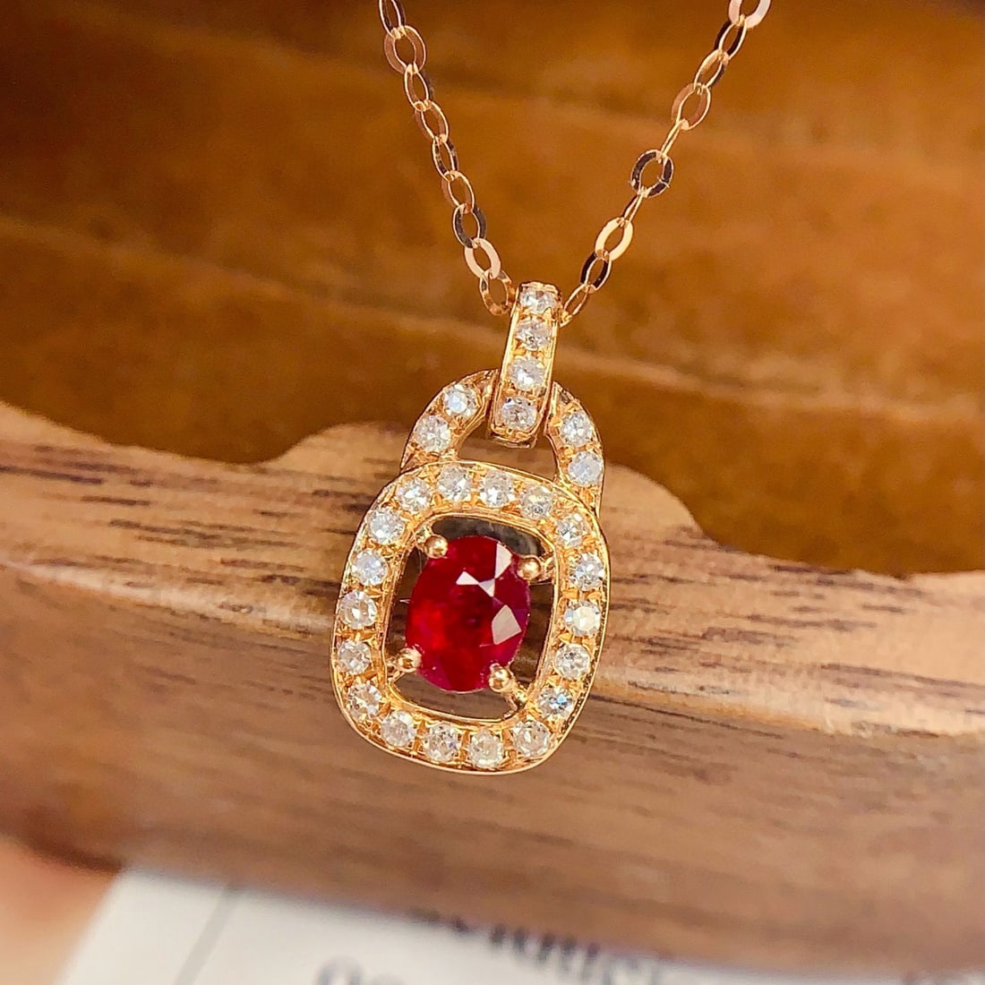 14k Gold 0.24 Ct Natural Ruby & Diamond Necklace: Ref:230994073 // gold content:14k gold // main gemstone:ruby // shape:oval // carat weight:0. 24ct // color:red // treatment:natural // // adjacent gemstone 2 : diamond // number of stones:26 //