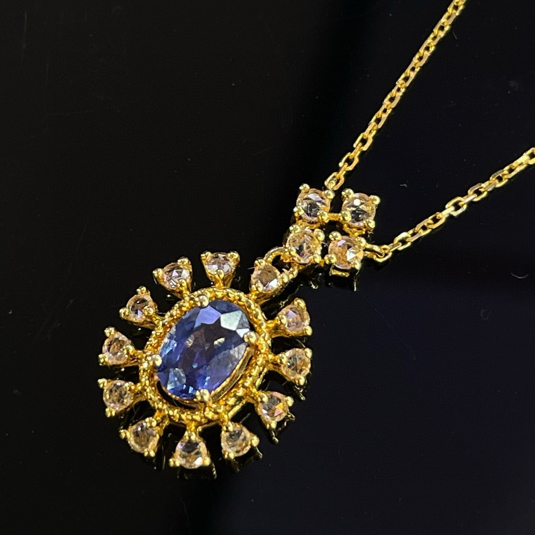 14k Gold 0.68 Ct Natural Sapphire & Sapphire Necklace: Ref:230994081 // gold content:14k gold // main gemstone:sapphire // shape:oval // carat weight:0. 68ct // color:blue // treatment:natural // // adjacent gemstone 2 : sapphire // number of stones:16