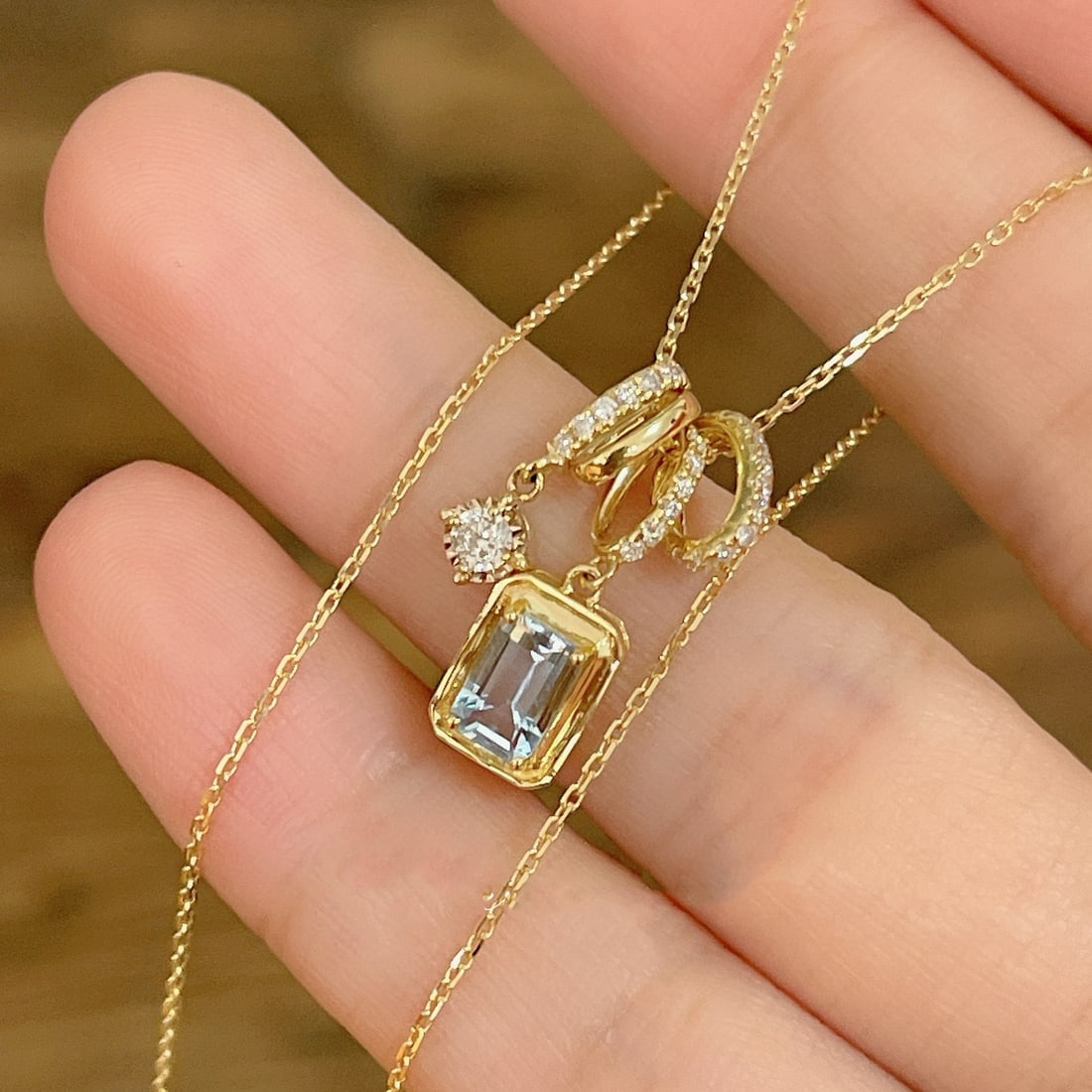 14k Gold 0.8 Ctw Natural Aquamarine & Diamond Necklace - 3