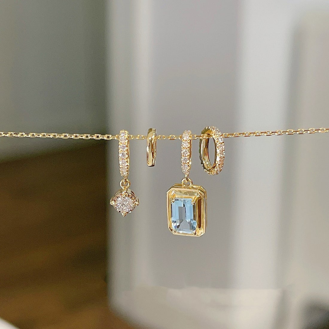 14k Gold 0.8 Ctw Natural Aquamarine & Diamond Necklace - 8