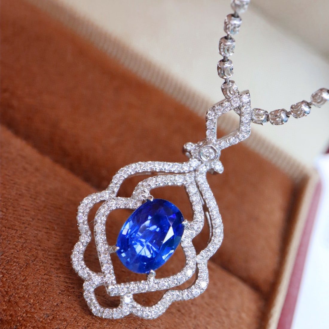 14k Gold 1.43 Ctw Natural Sapphire & Diamond Pendant( Without Chain ): Ref:230994108 // gold content:14k gold // main gemstone:sapphire // shape:oval // carat weight:1. 10ct // color:royal blue // treatment:natural // // adjacent gemstone 2 : diamond // shape:round // ca