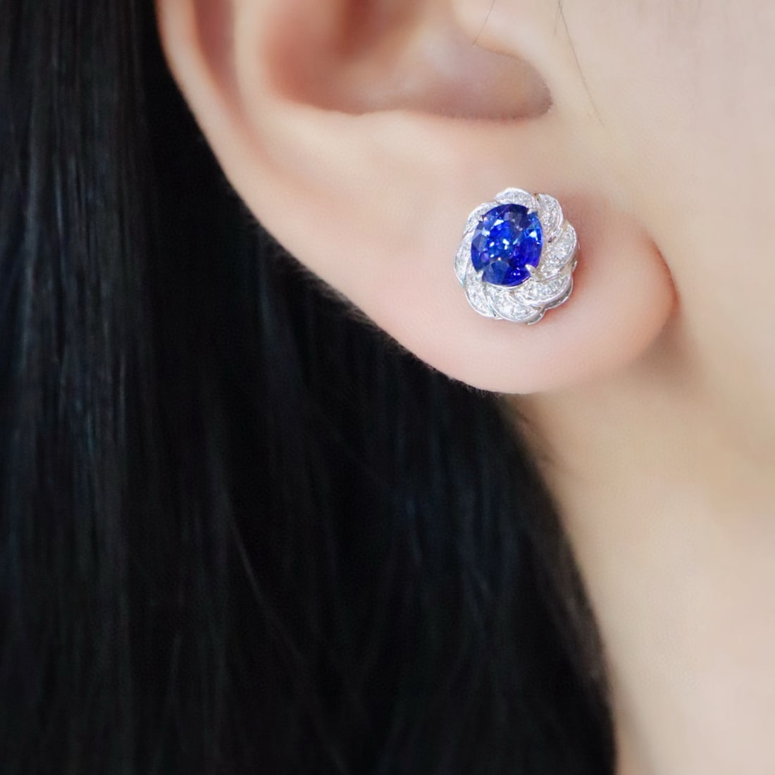 14k Gold 1.60 Ctw Natural Sapphire & Diamond Earrings - 4