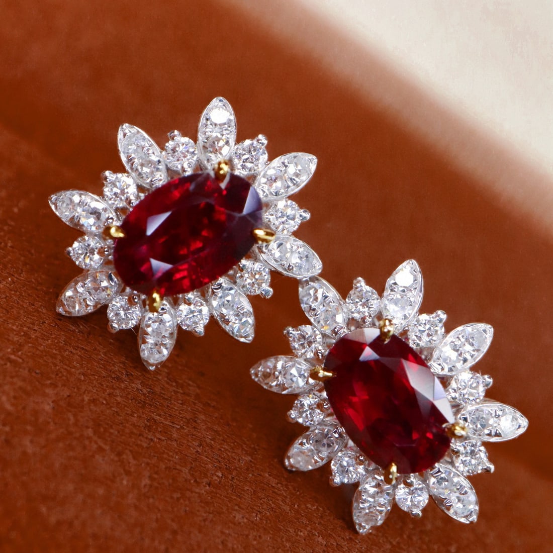 14k Gold 0.98 Ctw Natural Ruby & Diamond Earrings - 4
