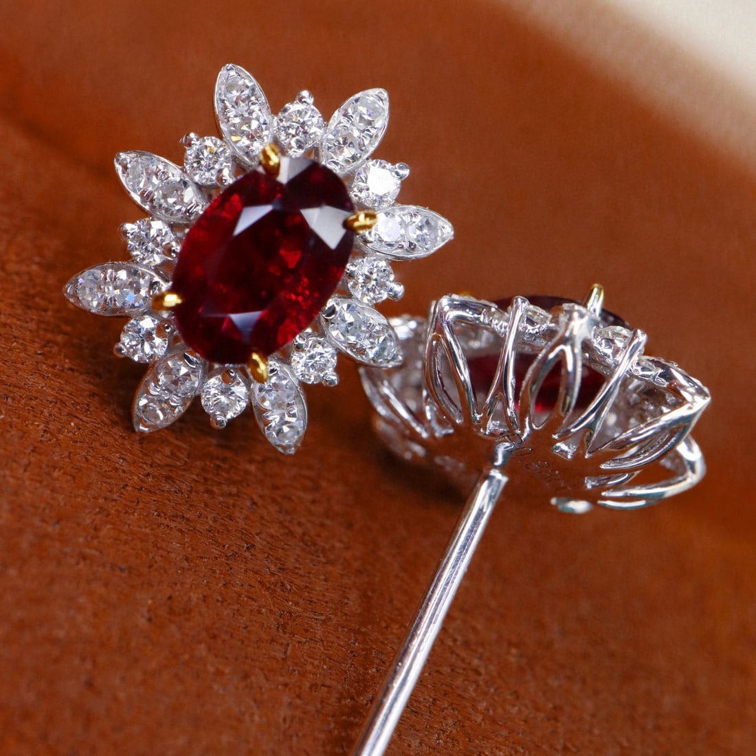 14k Gold 0.98 Ctw Natural Ruby & Diamond Earrings - 5