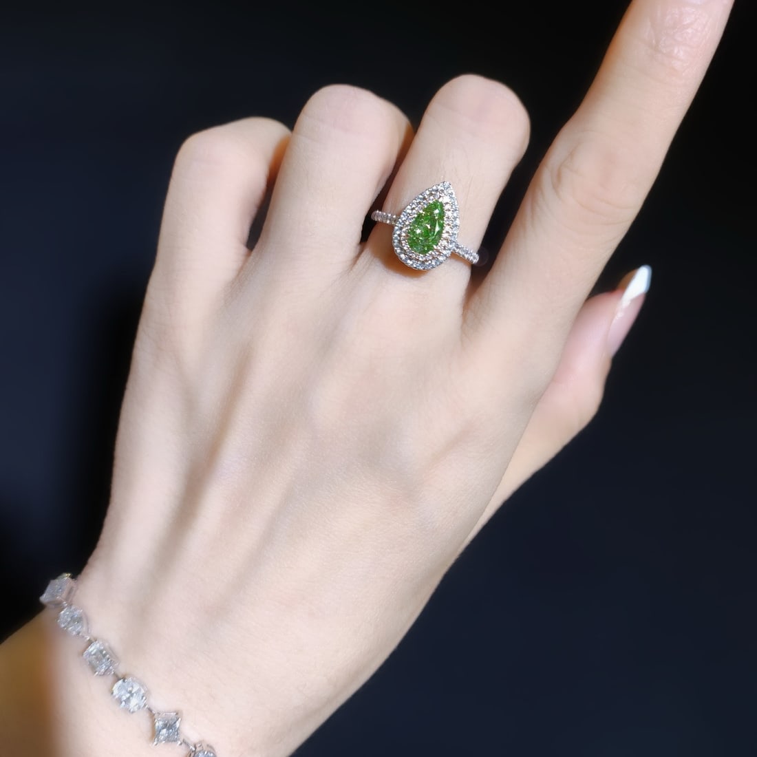 Gia Certified 14k Gold 1.32 Ctw Natural Green Diamond & Diamond Ring - 3