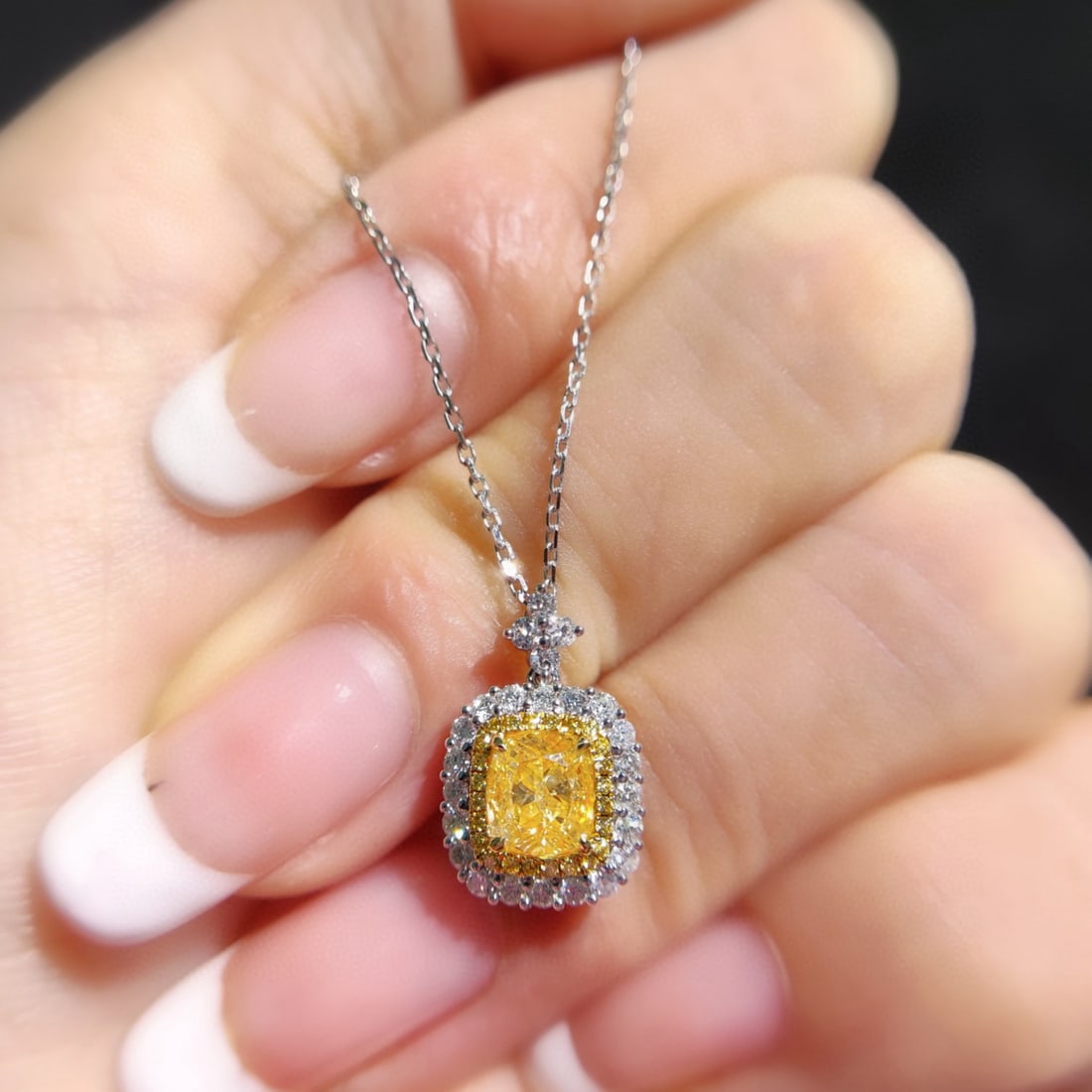 14k Gold 1.39 Ctw Natural Yellow Diamond & Diamond Necklace - 2