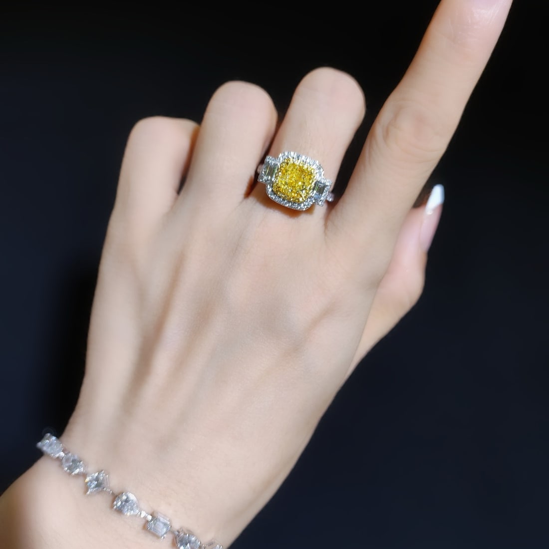 Gia Certified 14k Gold 2.68 Ctw Natural Yellow Diamond & Diamond Ring - 3