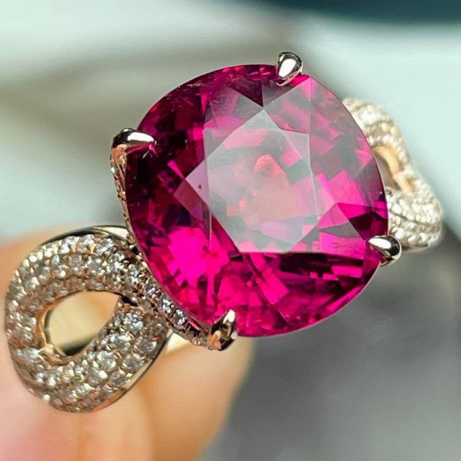 14k Gold 6.27 Ct Natural Tourmaline & Diamond Ring - 3