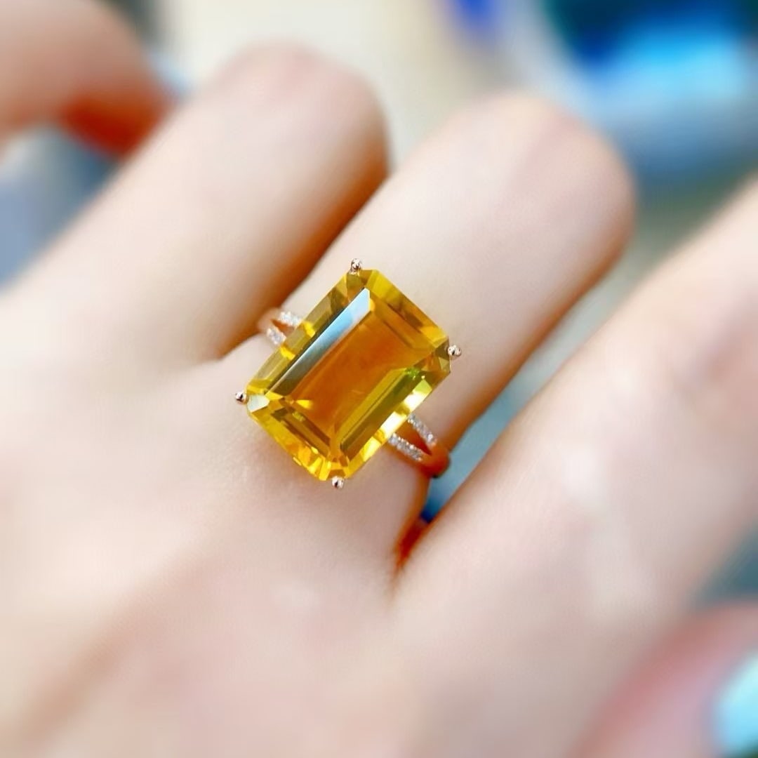 14k Gold 6.26 Ctw Natural Citrine & Diamond Ring - 4