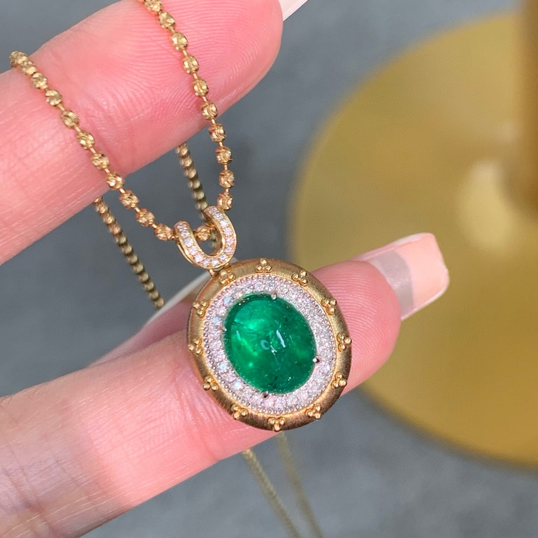 14k Gold 2.95 Ctw Natural Emerald & Diamond Pendant( Without Chain ): Ref:230994146 // gold content:14k gold // main gemstone:emerald // shape:oval // carat weight:2. 76ct // color:green // treatment:natural // // adjacent gemstone 2 : diamond // shape:round // carat
