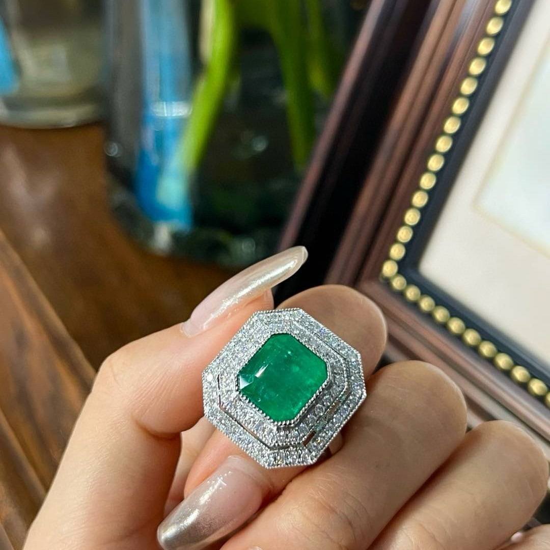 14k Gold 7.62 Ctw Natural Emerald & Diamond Ring - 3