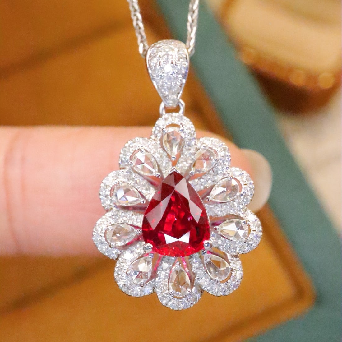 14k Gold 1.55 Ctw Natural Ruby & Diamond Pendant( Without Chain ): Ref:230994153 // gold content:14k gold // main gemstone:ruby // shape:pear // carat weight:1. 02ct // color:pigeonblood red // treatment:natural // // adjacent gemstone 2 : diamond // number of stones