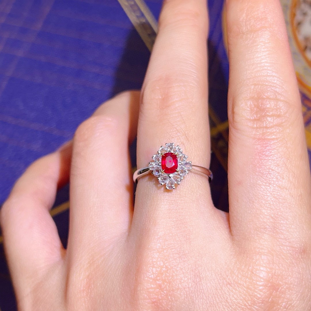 14k Gold 0.64 Ctw Natural Ruby & Diamond Ring - 4