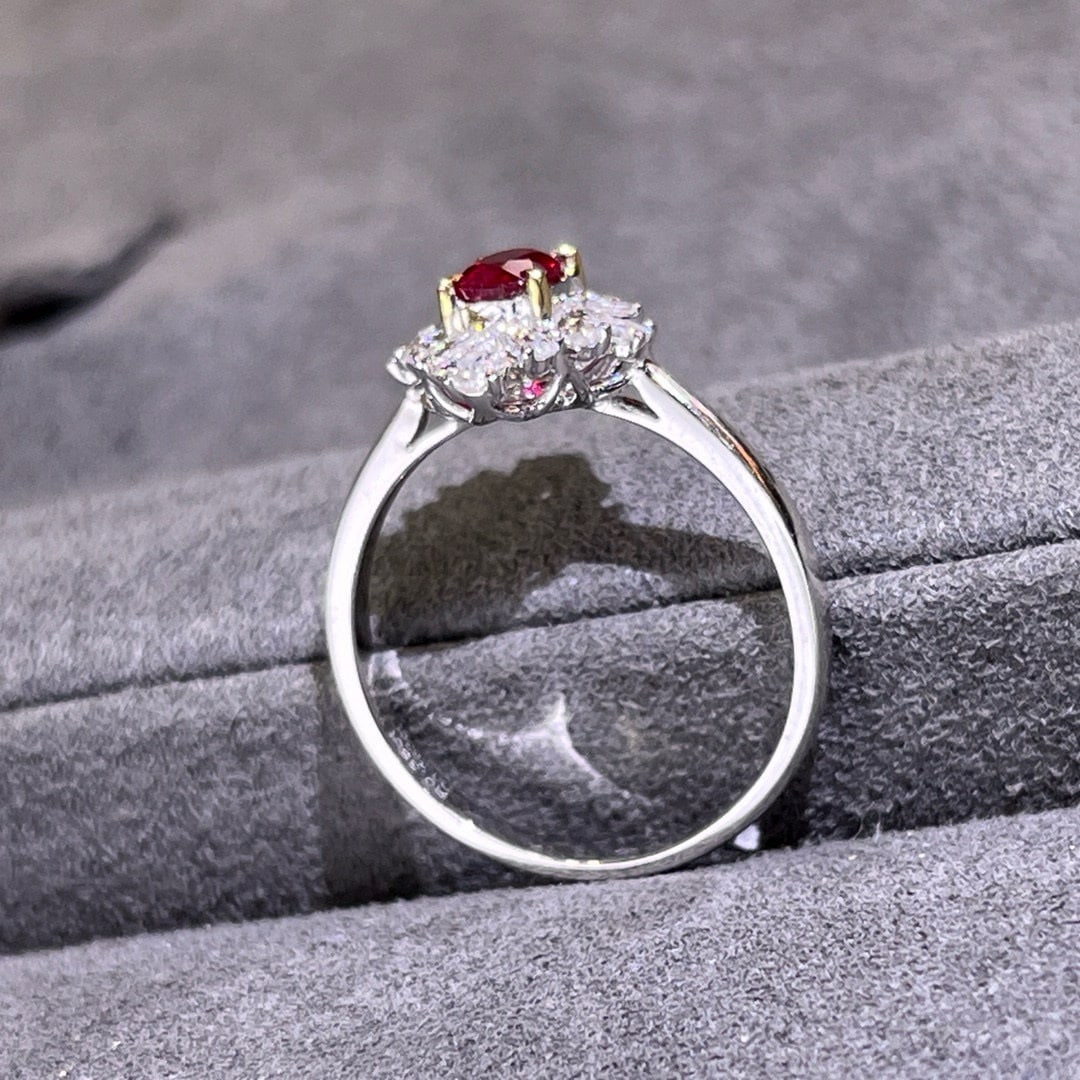 14k Gold 0.64 Ctw Natural Ruby & Diamond Ring - 5