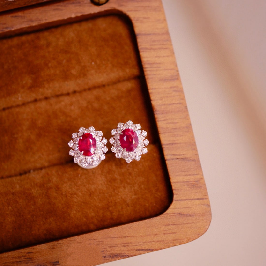 14k Gold 0.84 Ctw Vivid Red Natural Ruby & Diamond Earrings - 4