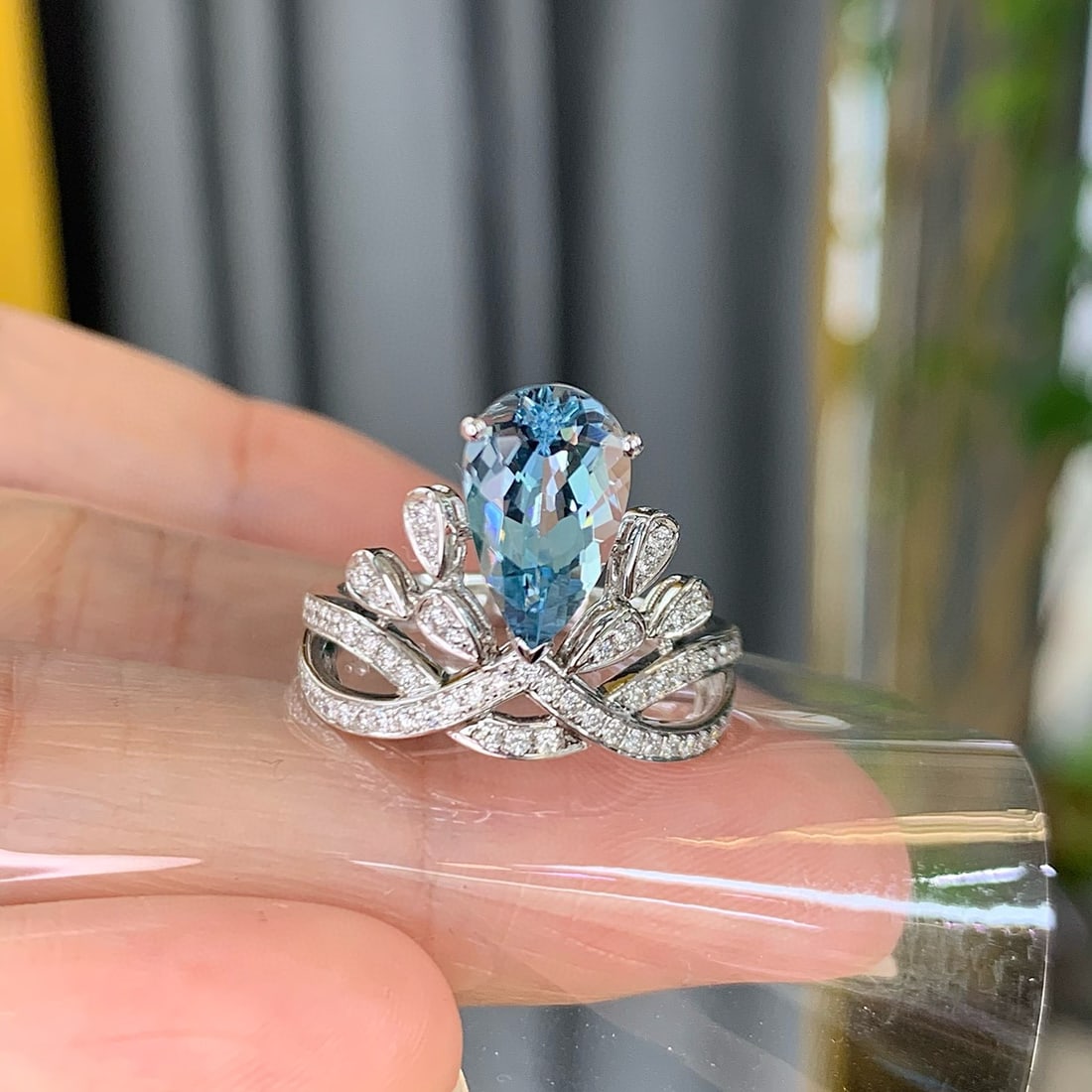 14k Gold 2.20 Ctw Natural Aquamarine & Diamond Ring - 2