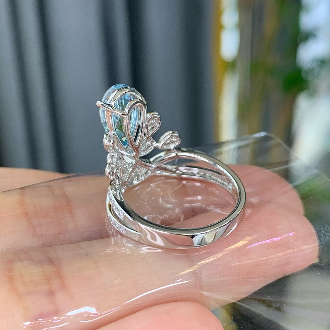 14k Gold 2.20 Ctw Natural Aquamarine & Diamond Ring - 3