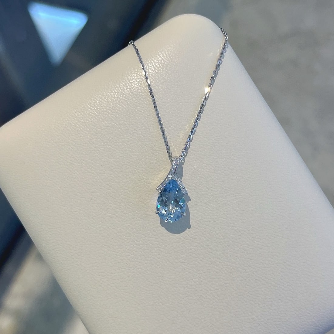 14k Gold 2.11 Ctw Natural Aquamarine & Diamond Pendant( Without Chain ) - 4