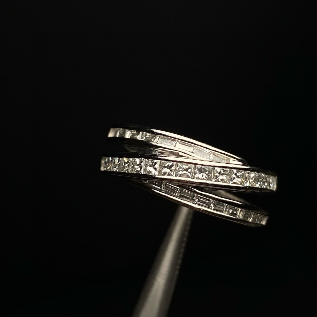 14k Gold 1.00 Ct Natural H Diamond Ring: Ref:230994170 // gold content:14k gold // ring size:7. 25us // // main gemstone:diamond // shape:multiply // carat weight:1. 00ct // clarity grade:vs-si // color:h // treatment:natural // Condition: N