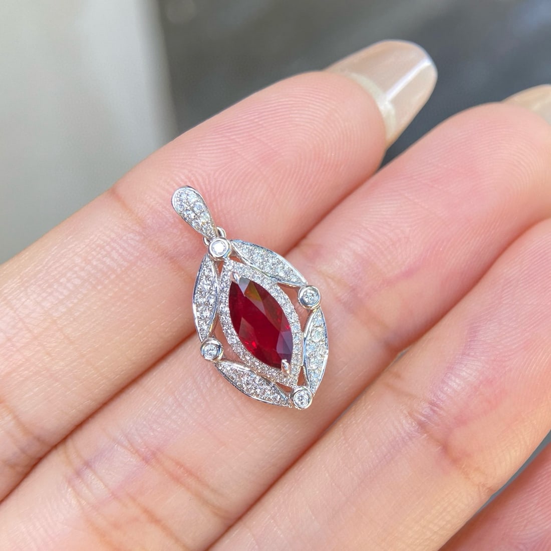 14k Gold 1.31 Ctw Natural Ruby & Diamond Pendant( Without Chain ): Ref:230994172 // gold content:14k gold // main gemstone:ruby // shape:marquise // carat weight:1. 01ct // color:pigeonblood red // treatment:natural // // adjacent gemstone 2 : diamond // shape:round
