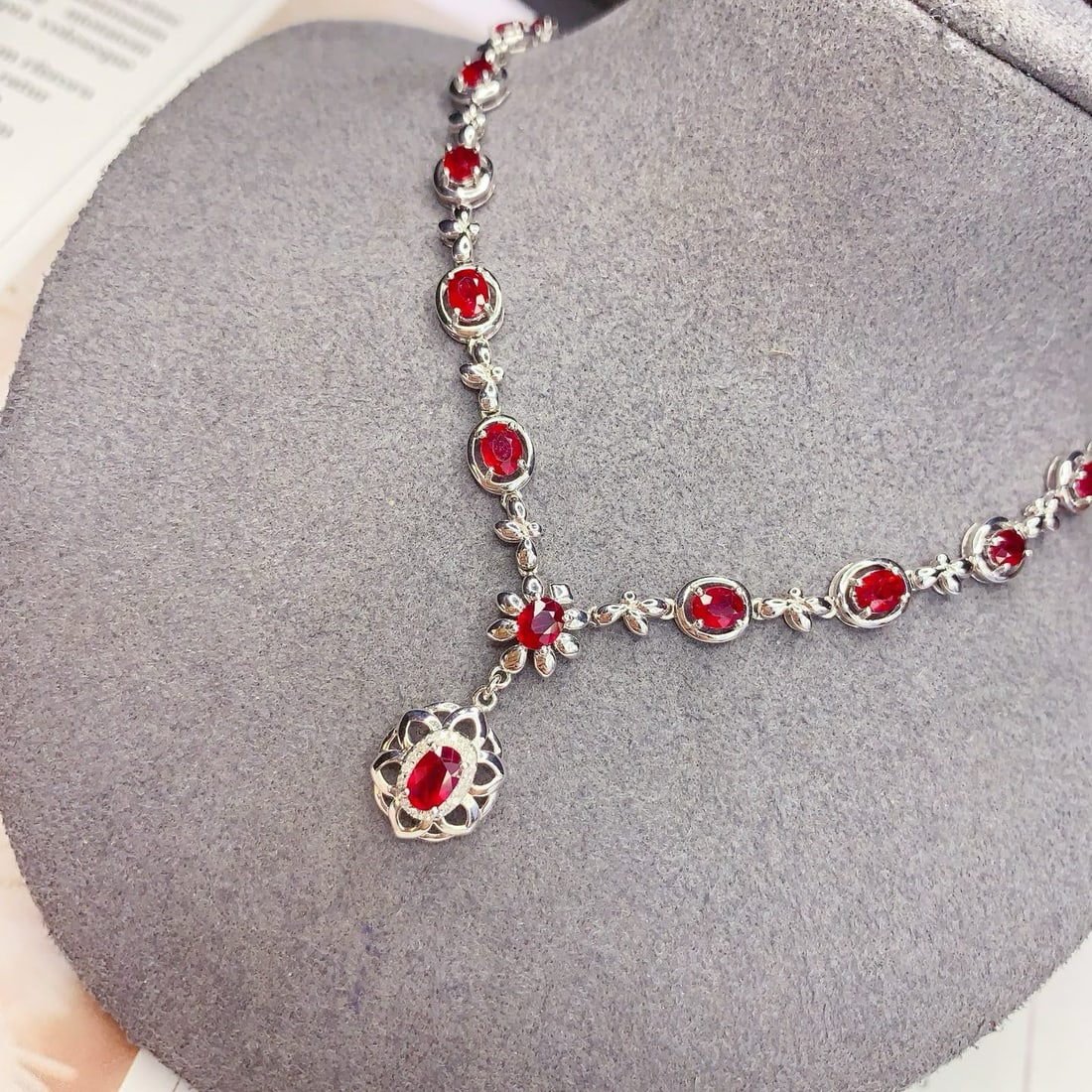 14k Gold 5.66 Ct Natural Ruby & Diamond Necklace - 4