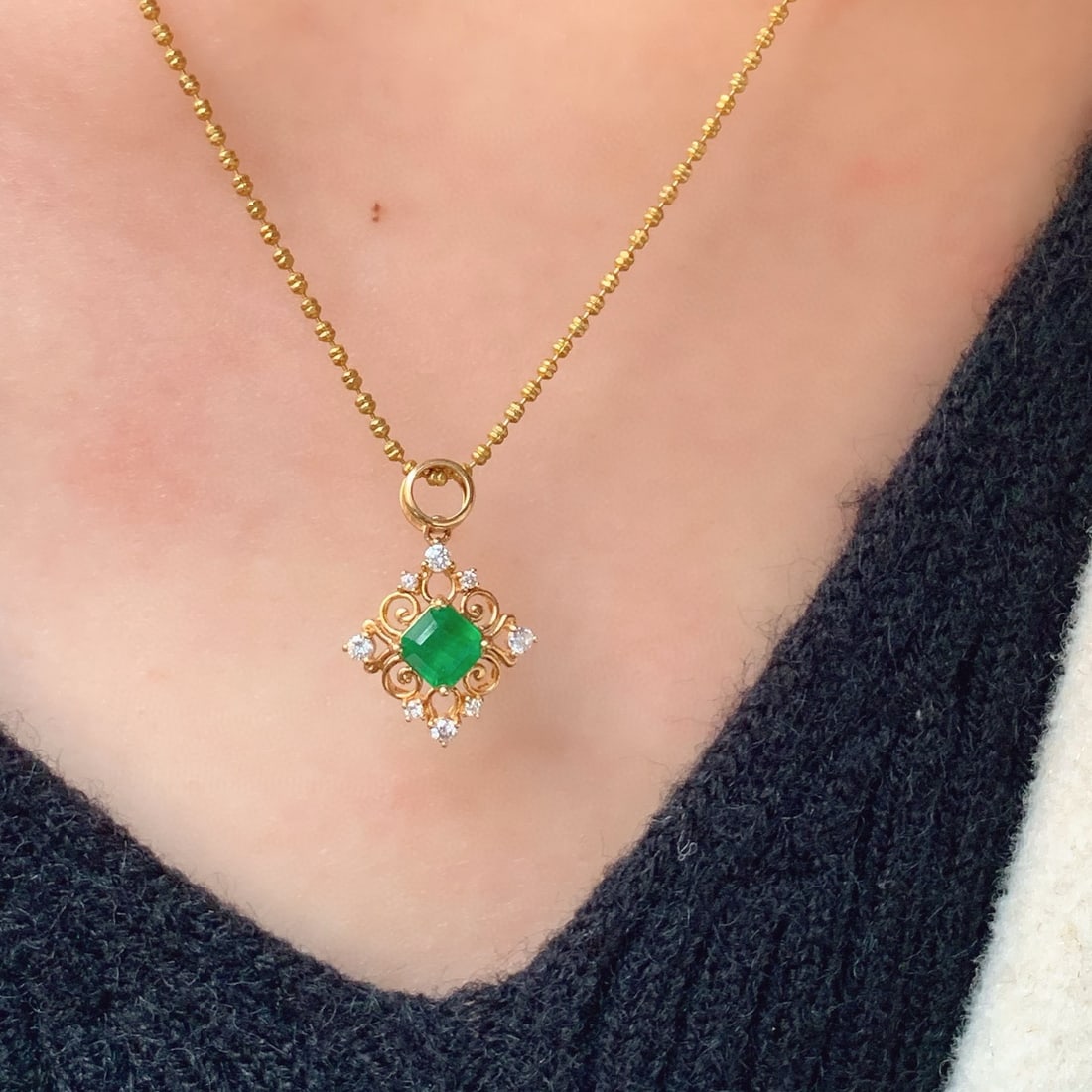 14k Gold 0.79 Ct Vivid Green Natural Emerald & Diamond Pendant( Without Chain ) - 5