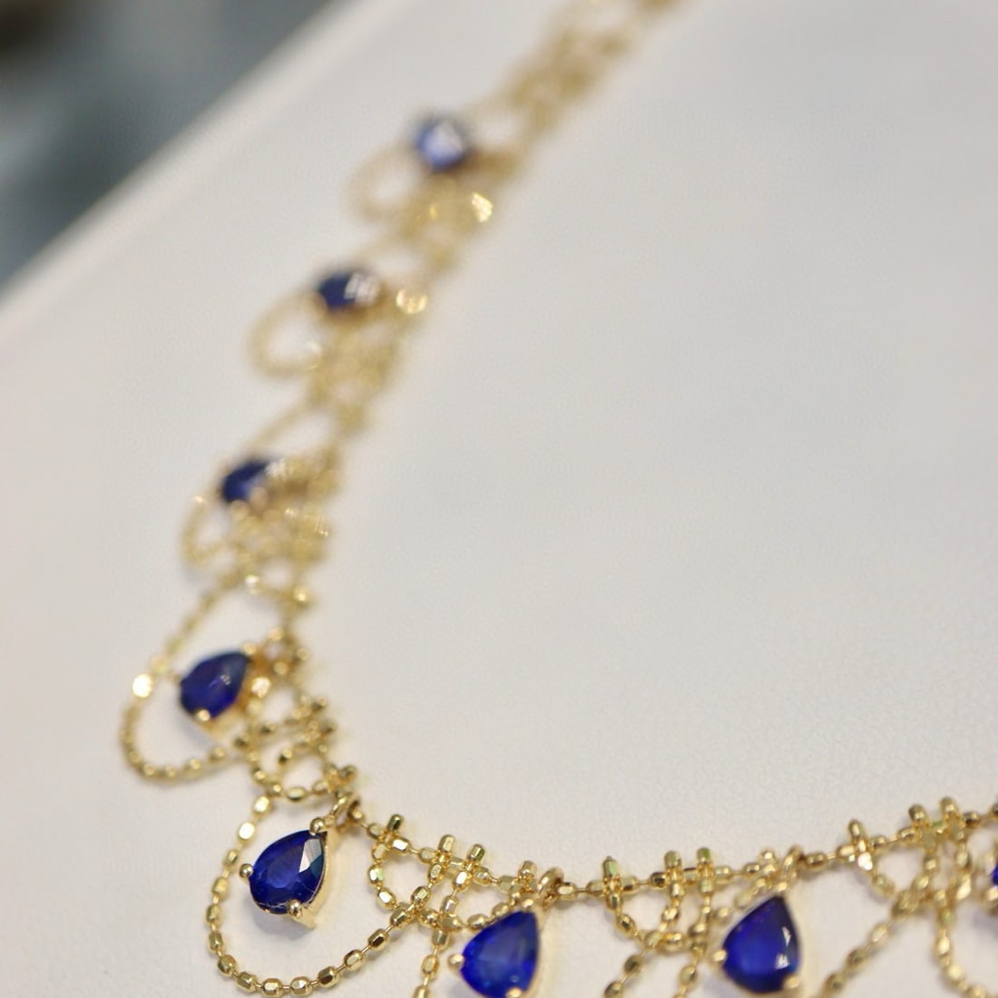 14k Gold 2.7 Ct Natural Sapphire Necklace - 4