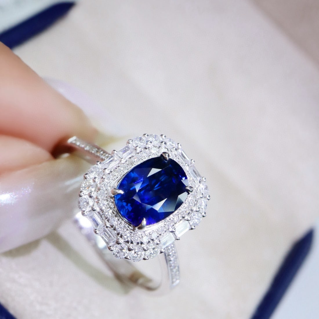 14k Gold 2.18 Ctw Natural Sapphire & Diamond Ring - 2