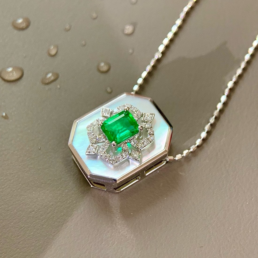 14k Gold 0.39 Ctw Vivid Green Natural Emerald & Diamond Bangle/pendant( Without Chain ) - 5